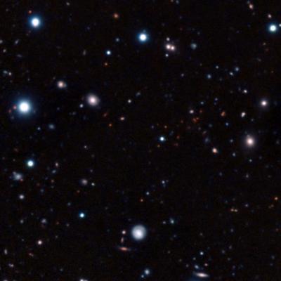 Скопление галактик CL J1449+0856 глазами телескопа Хаббл. Изображение NASA, ESA, R. Gobat (Laboratoire AIM-Paris-Saclay, CEA/DSM-CNRS–Université Paris Diderot)