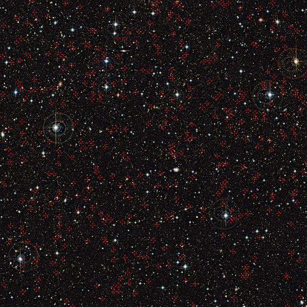 Снимок COSMOS, на котором отмечена часть содержащихся в этой области активных галактик (иллюстрация CFHT / IAP / Terapix / CNRS / ESO).